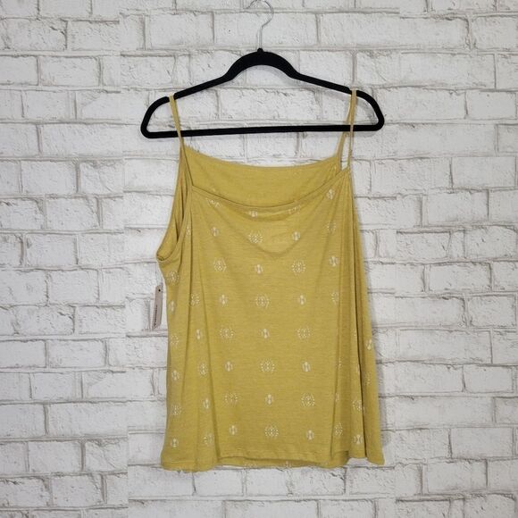 NWT Sonoma printed tank - Picture 8 of 9